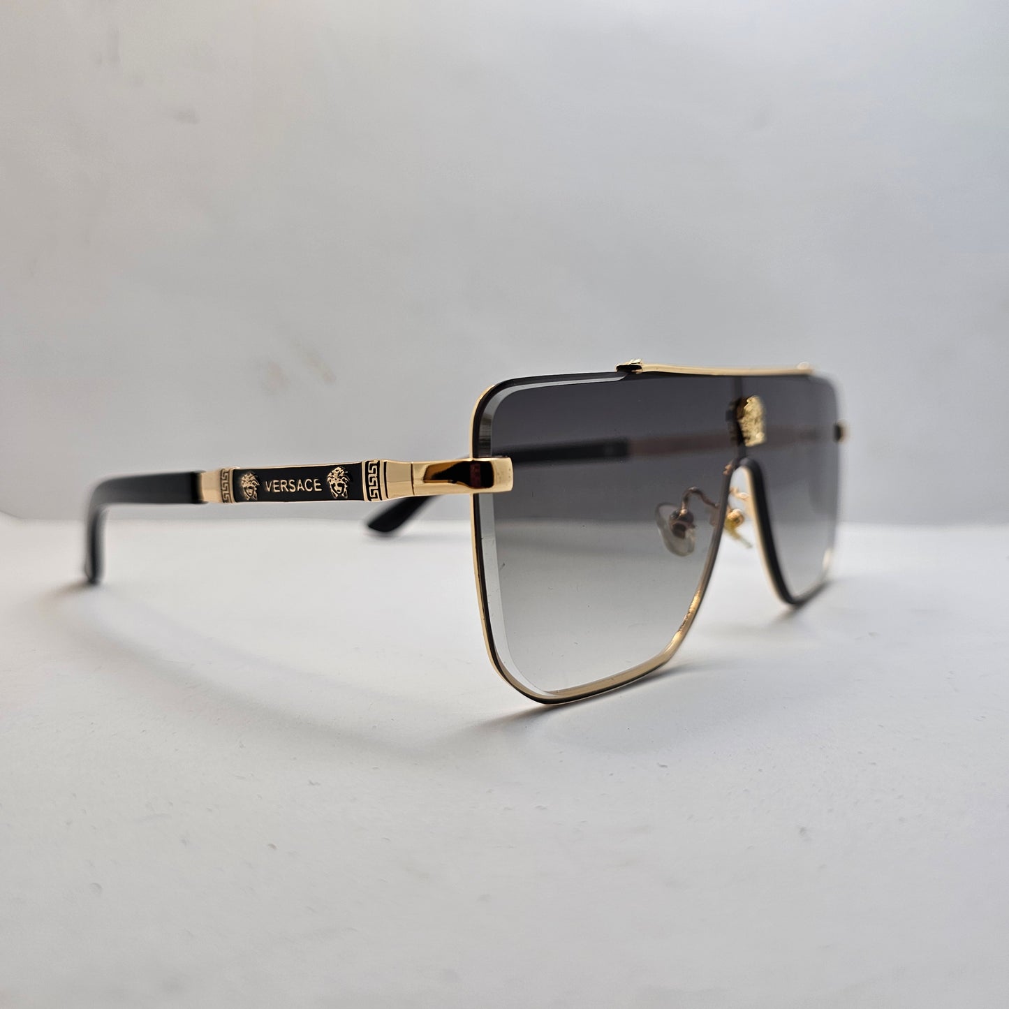 LuxEdge – Gold Edition