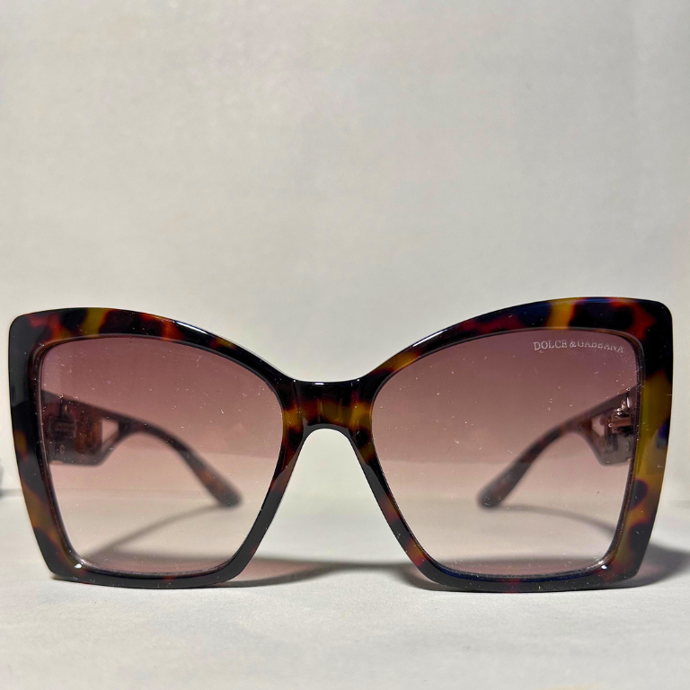 Oversized Tortoise Shell Cat-Eye Sunglasses