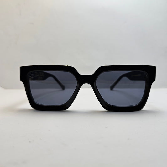 BoldEdge Classic Square Sunglasses