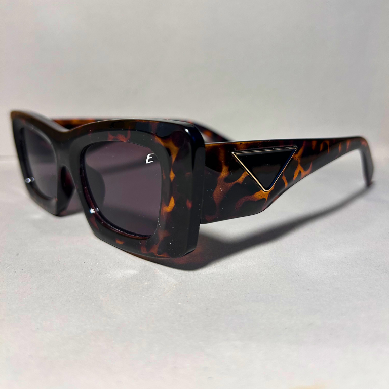 Bold Tortoise Square Sunglasses