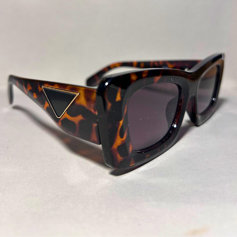 Bold Tortoise Square Sunglasses