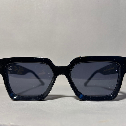 BoldEdge Classic Square Sunglasses